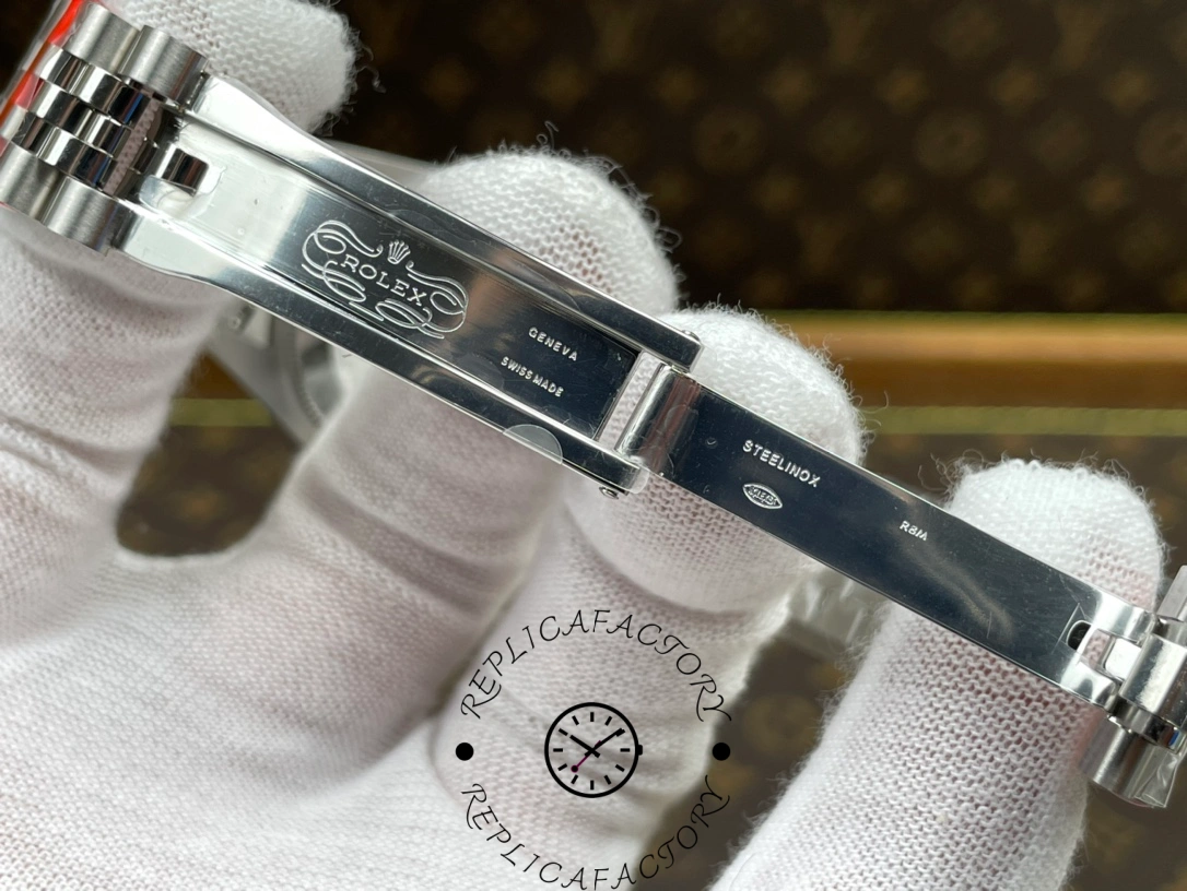 Inside clasp engraving of ReplicaFactory Rolex Datejust m278274-0030 with Rolex Geneva Swiss Made markings.