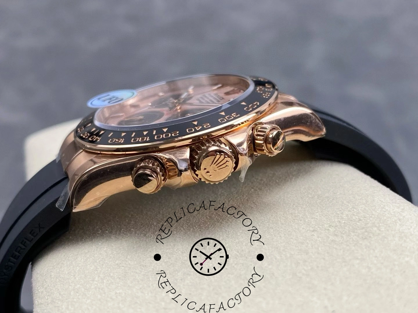 Side view of Rolex Cosmograph Daytona 126515LN showing pushers and crown.