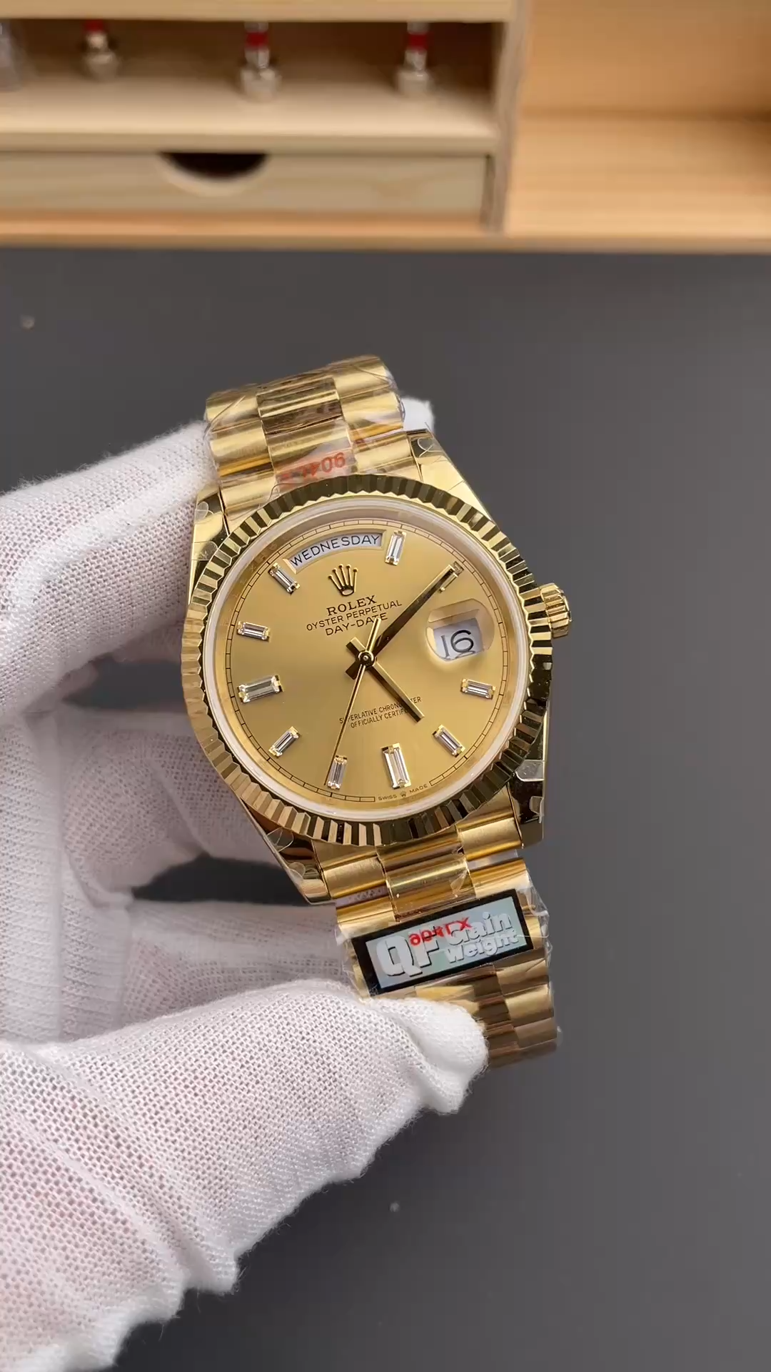 Rolex Day-Date 40 m228238-0005 Video