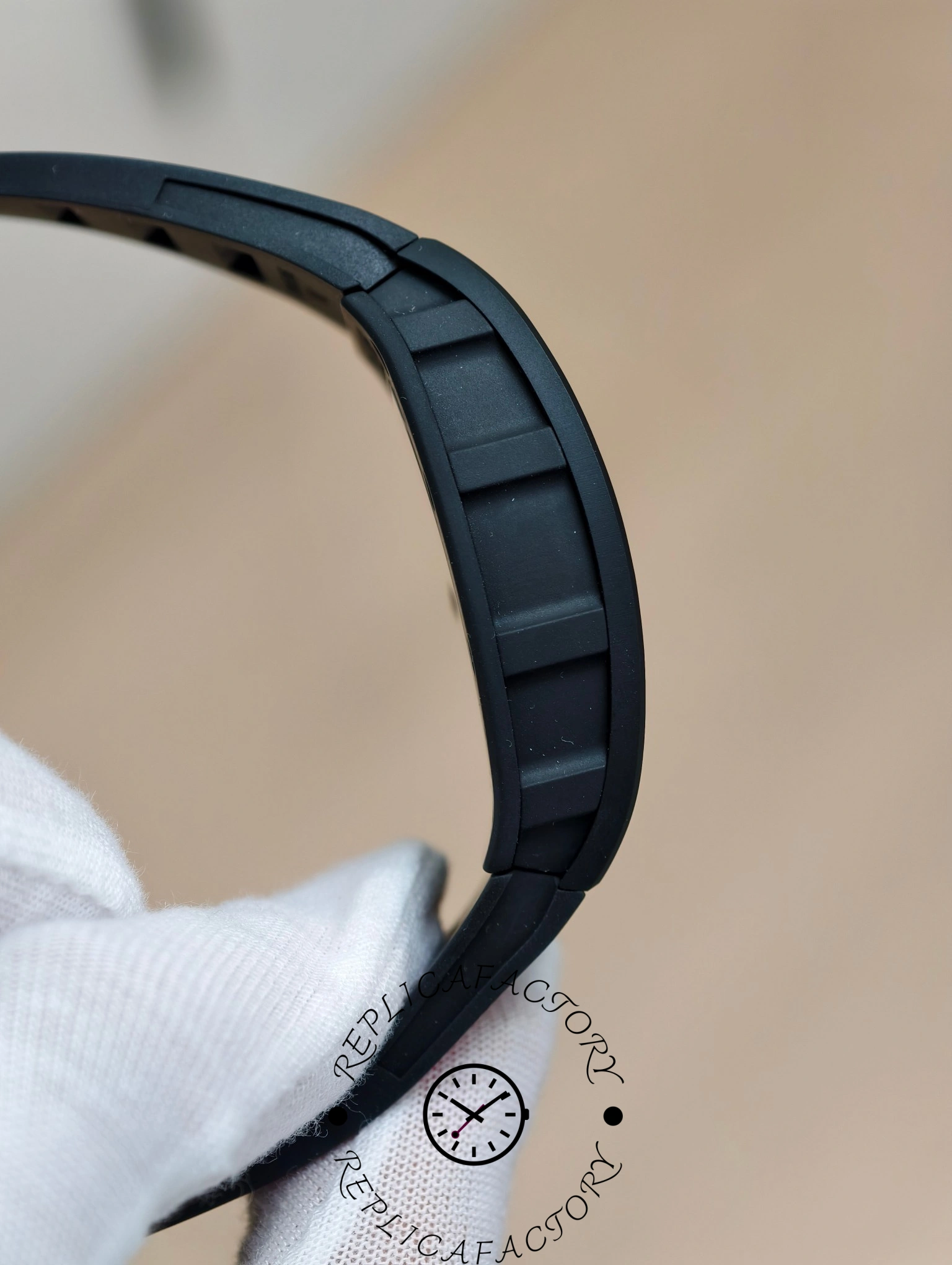 Strap view of Richard Mille RM 055 RMUL2 showing carbon layered side design.