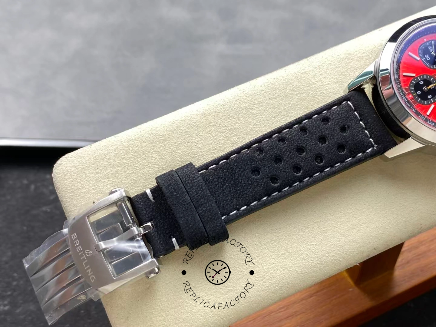 Buckle detail of Breitling Top Time B01 Chevrolet Corvette AB01761A1K1X1 with logo clasp.