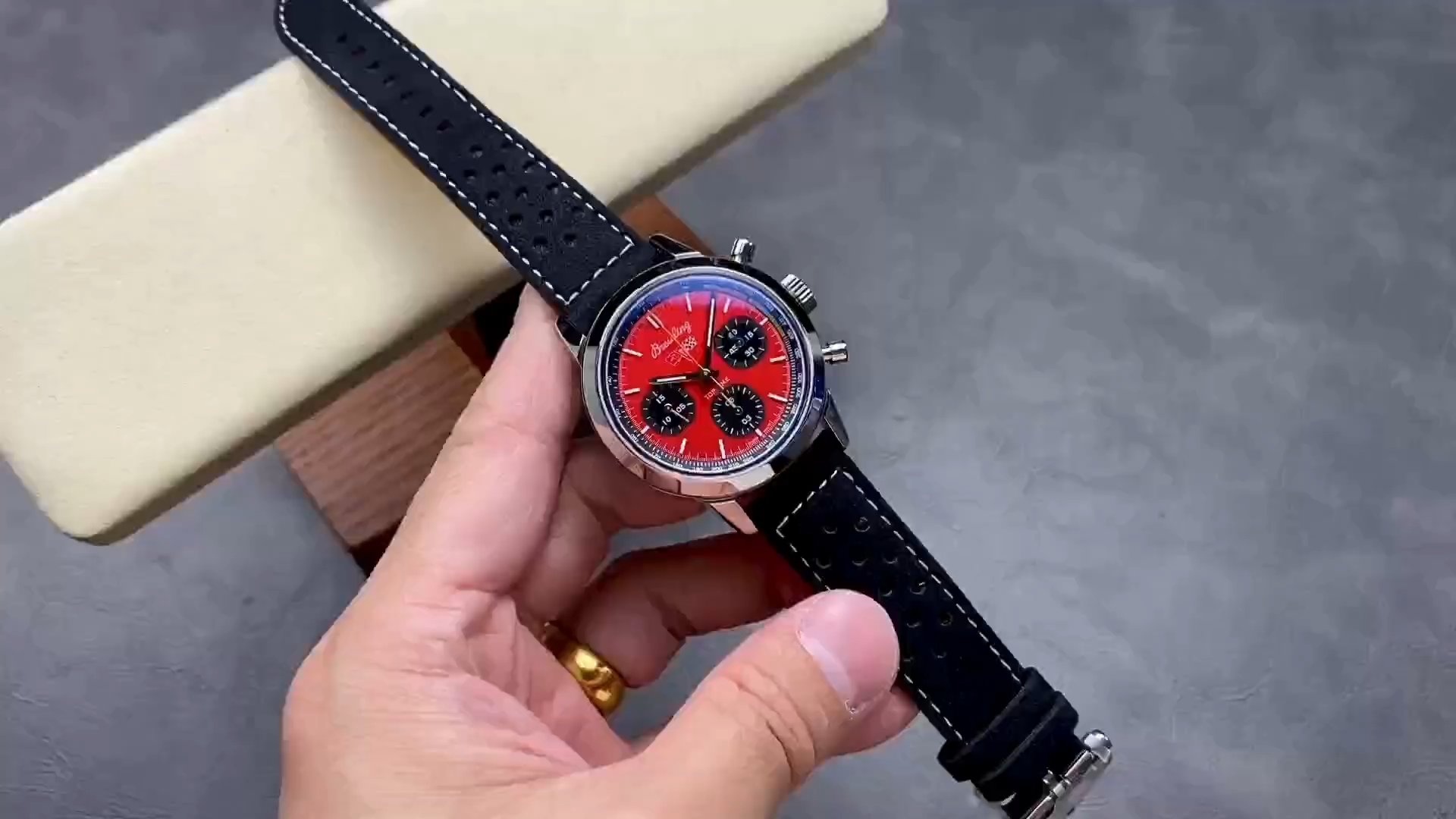 Breitling Top Time B01 Chevrolet Corvette A25310241K1X1 1:1 Clone Men's Sport Watch - Video