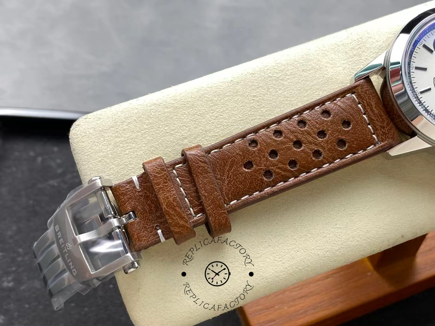 Buckle detail of Breitling Top Time Deus A233101A1A1X1 with Breitling clasp.