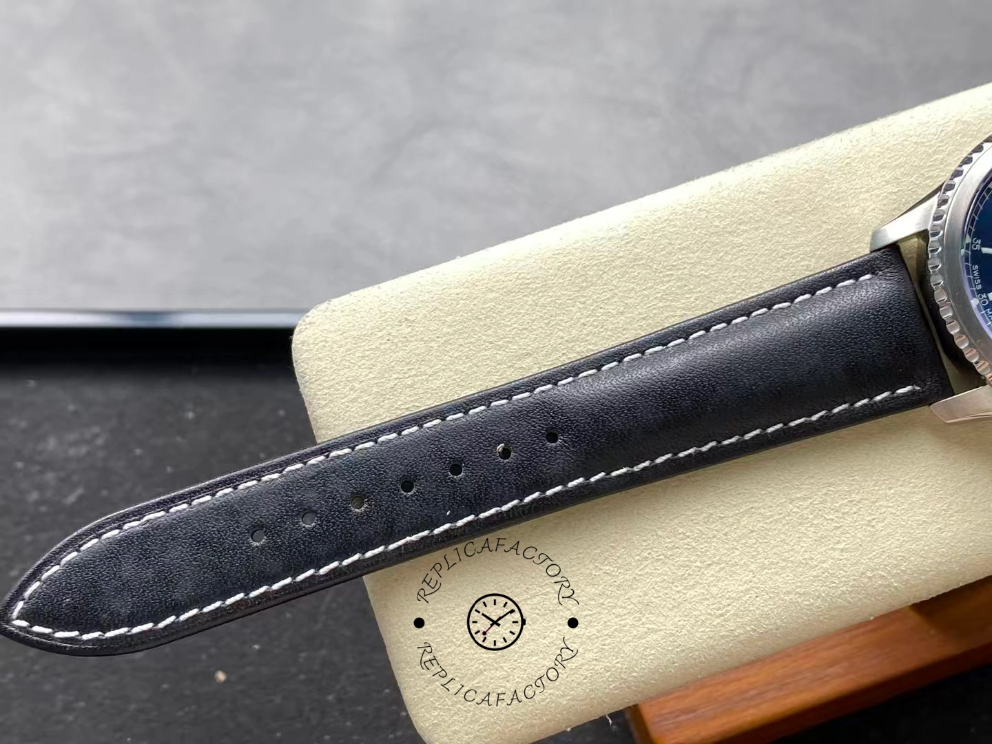 Full leather strap view of Breitling Navitimer 8 Automatic 41 A17314101C1X2.