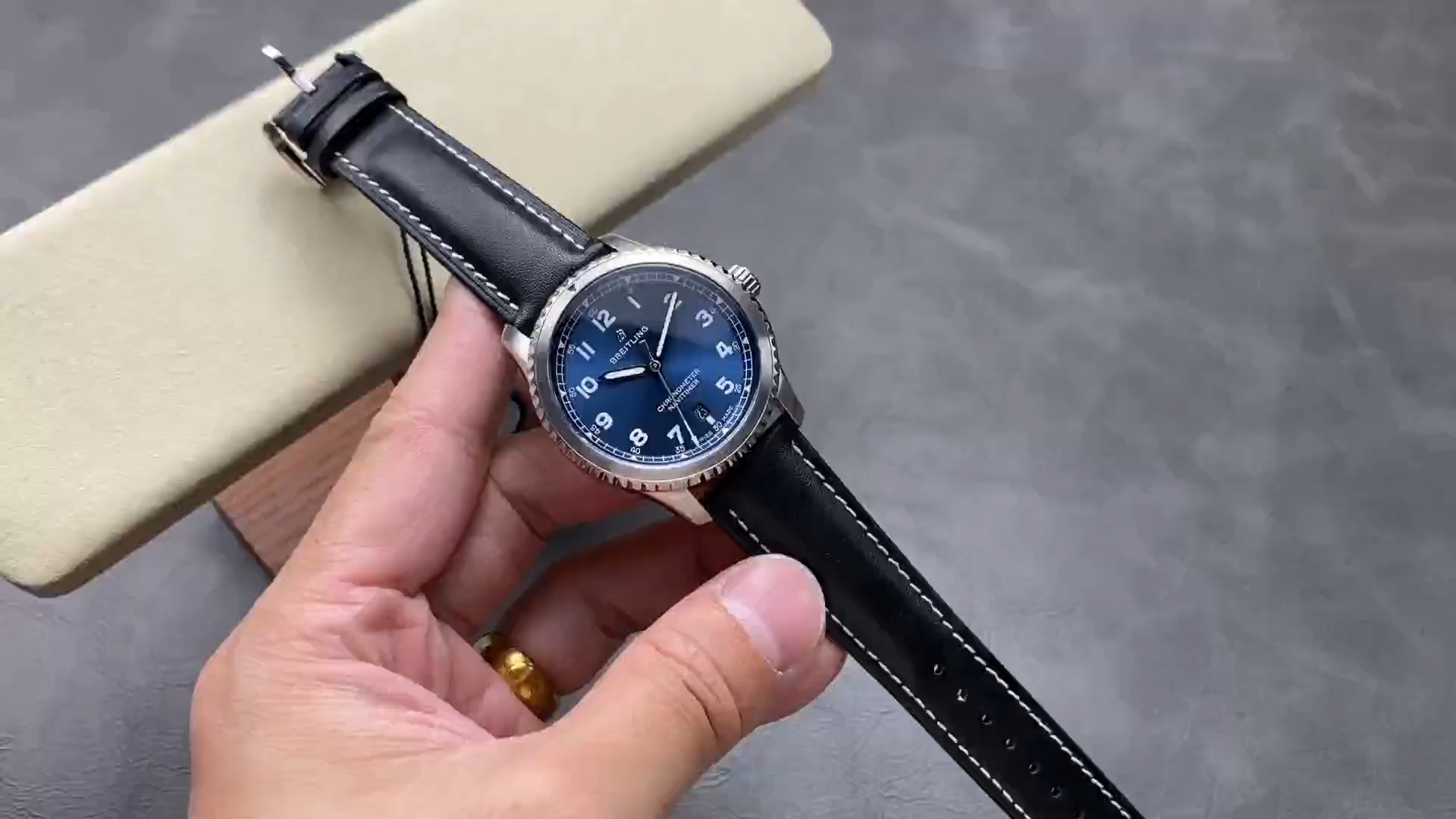 Breitling Navitimer 8 Automatic 41 A17314101C1X2 Black Leather Band 1:1 Clone Men's Watch - Video