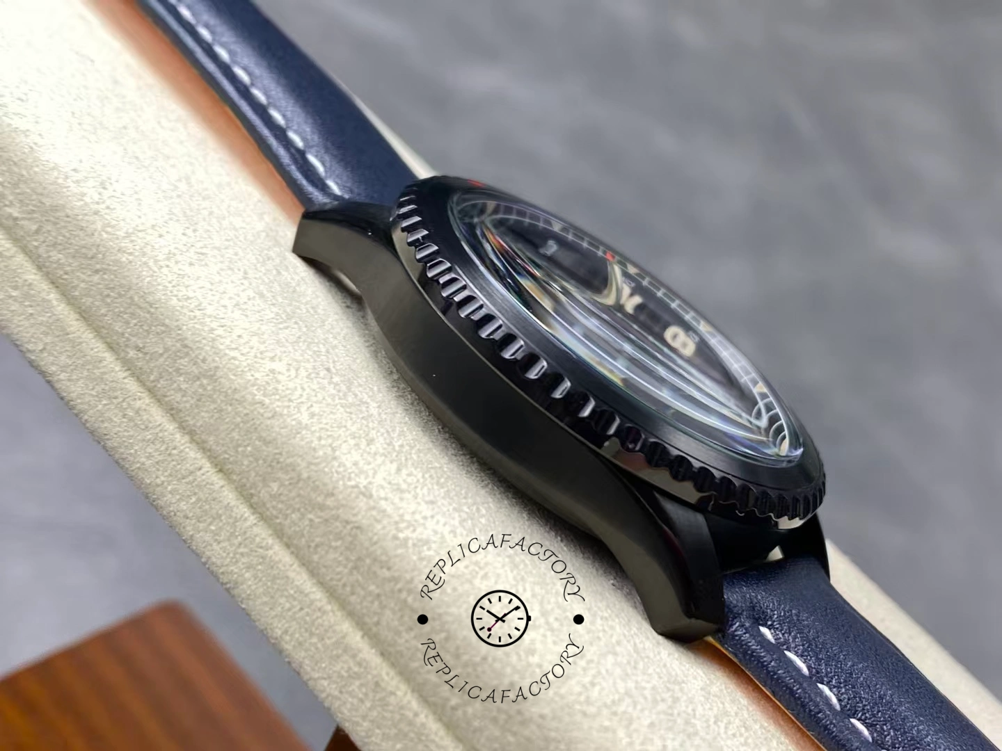 Left side view of Breitling Navitimer Aviator 8 M17314101B1X1 highlighting black bezel and case.