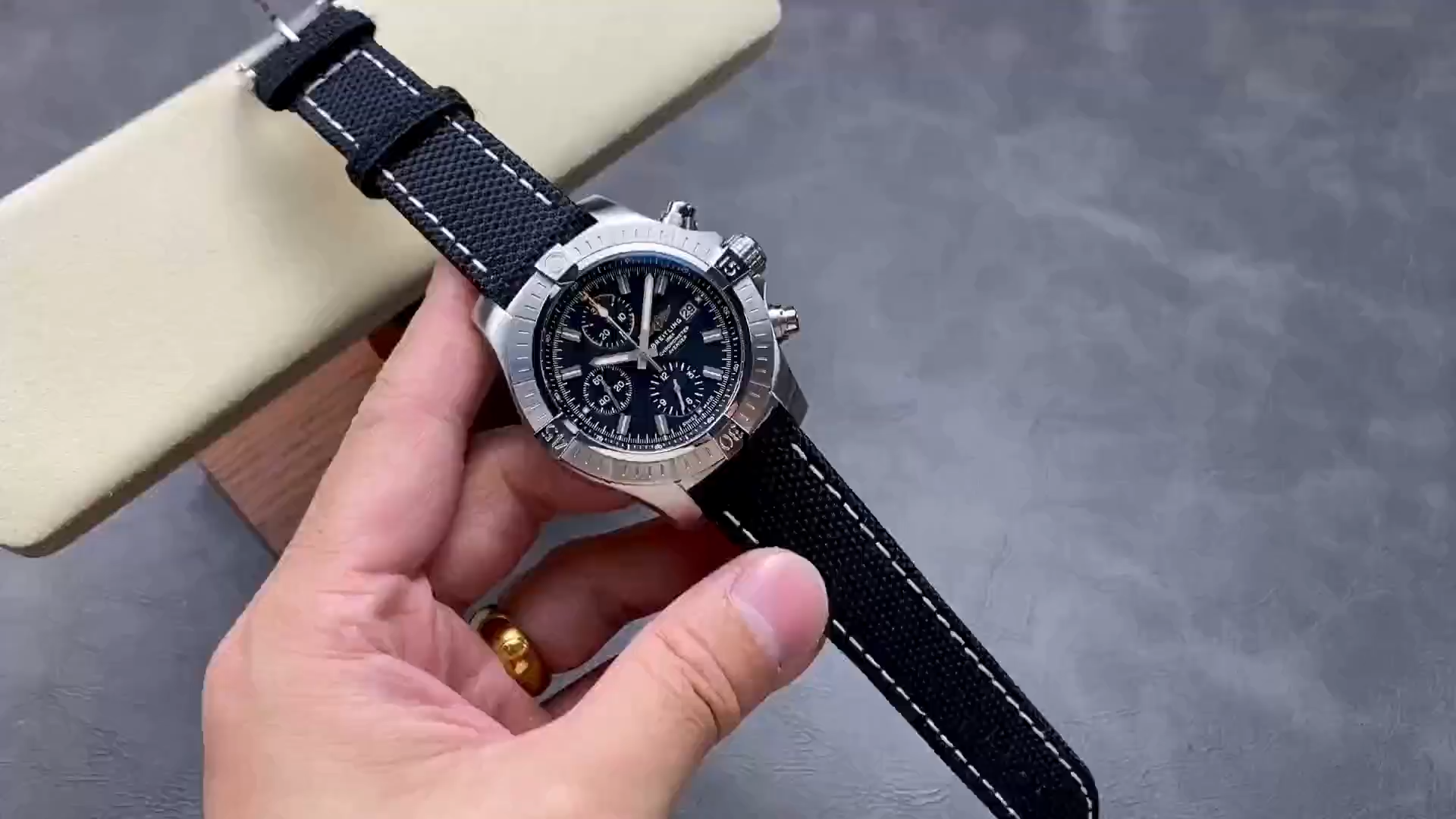 Breitling Avenger Chronograph 45 Replica A13317101B1X1 Nylon Men's Watch - Video