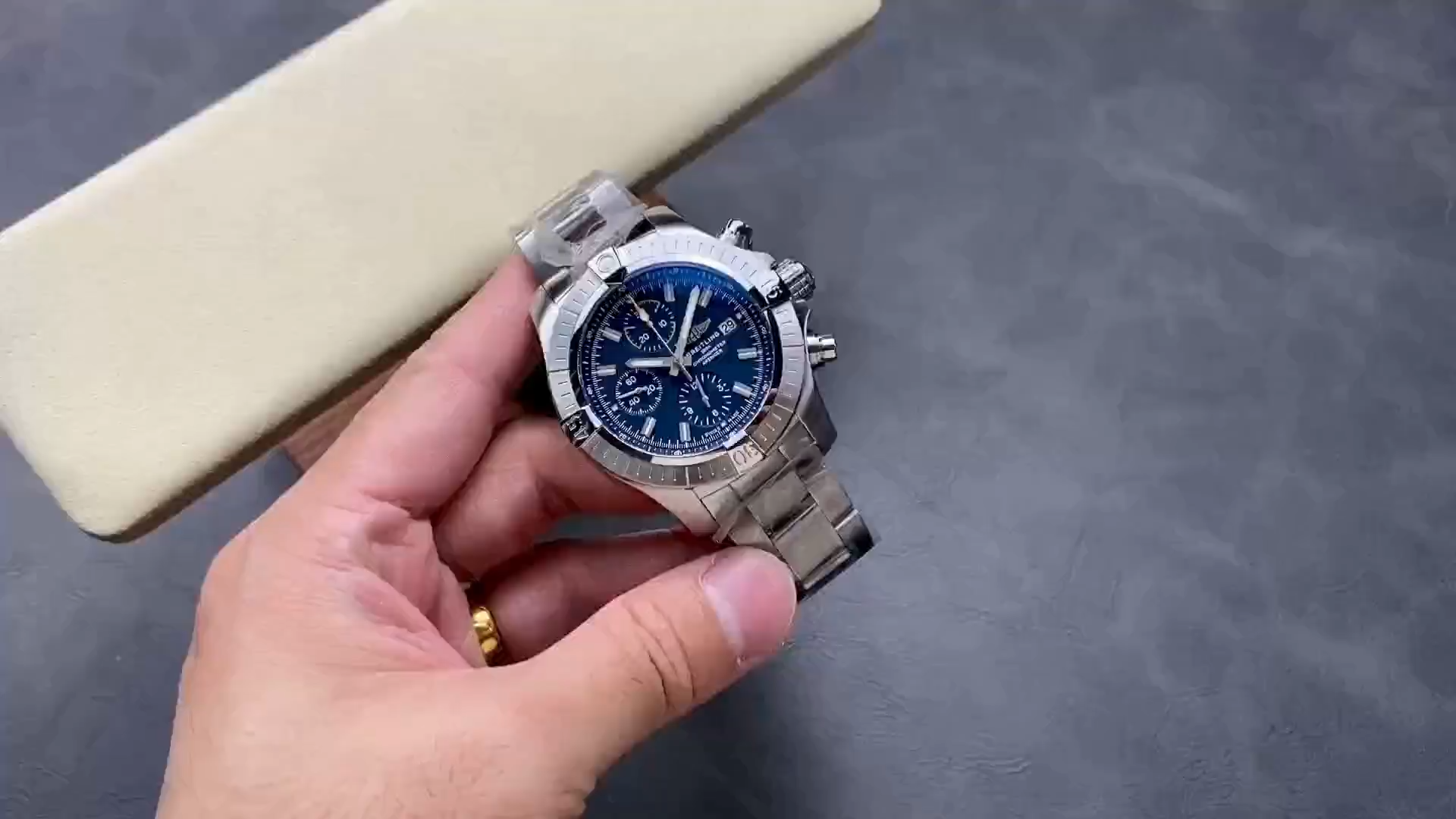 Breitling Avenger A13317101C1A1 1:1 Clone Chronograph 45mm Blue Dial Watch - Video