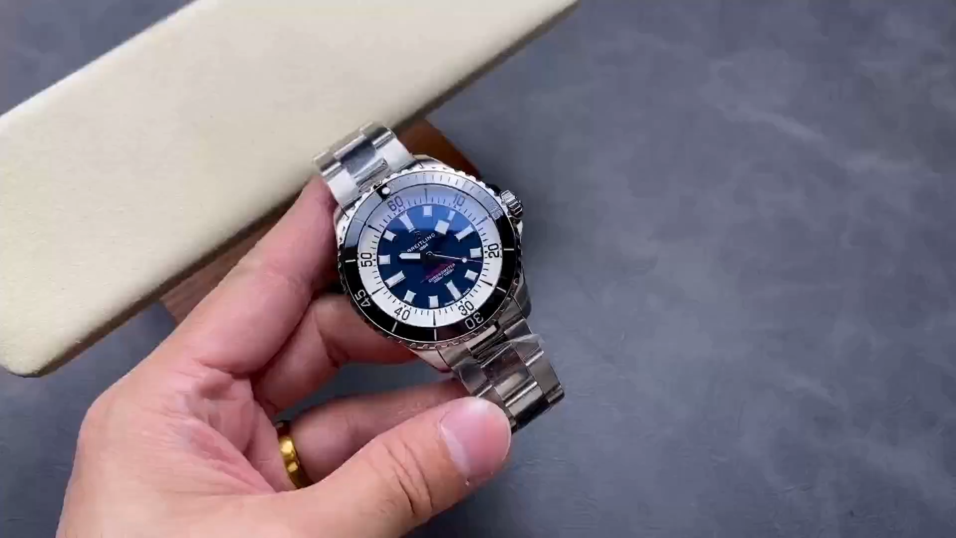 Breitling Superocean Automatic 44 Dark Blue Dial A17376211C1A1 Replica Luxury Watch - Video