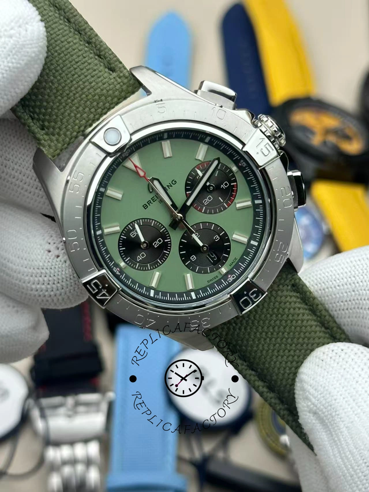 Detailed front view of Breitling Avenger B01 Chronograph 44 AB0147101L1X1 highlighting chronograph subdials.