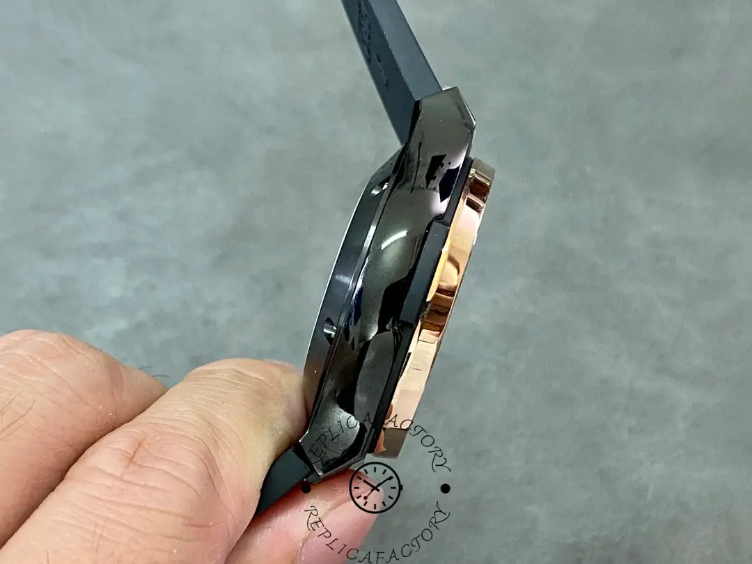 Dynamic angled view of the Hublot 521.CO.1781.RX showing full dial and strap connection.