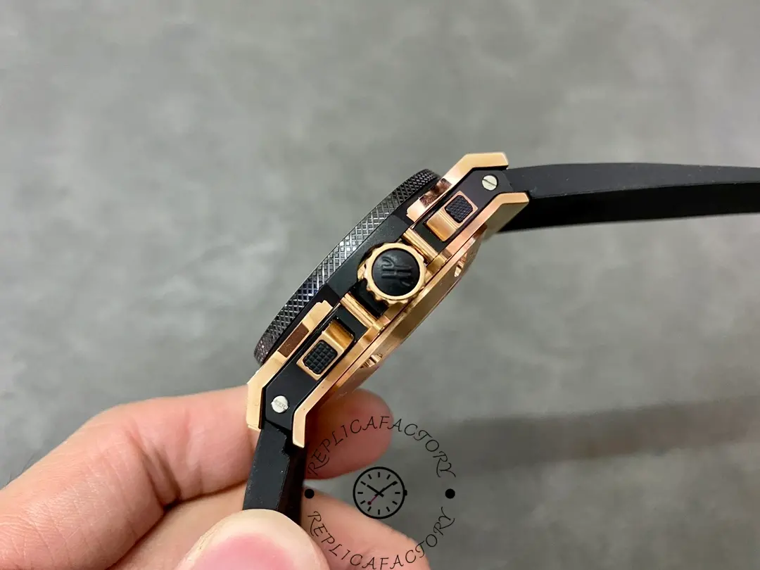 Side view of Hublot Big Bang 301.PM.1780.RX showing rose-gold case and crown.