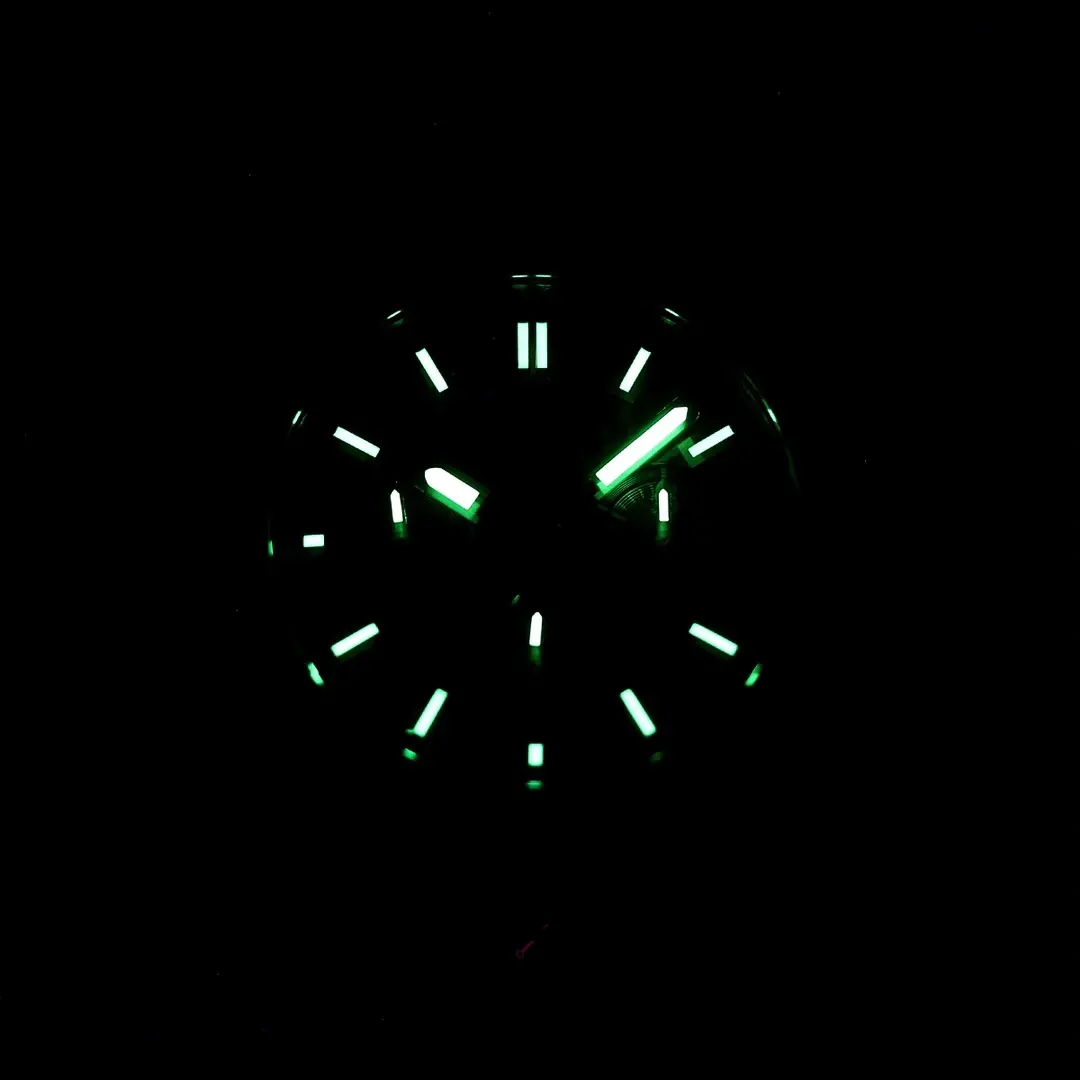 Night lume view of Hublot Big Bang 301.PM.1780.RX glowing markers.