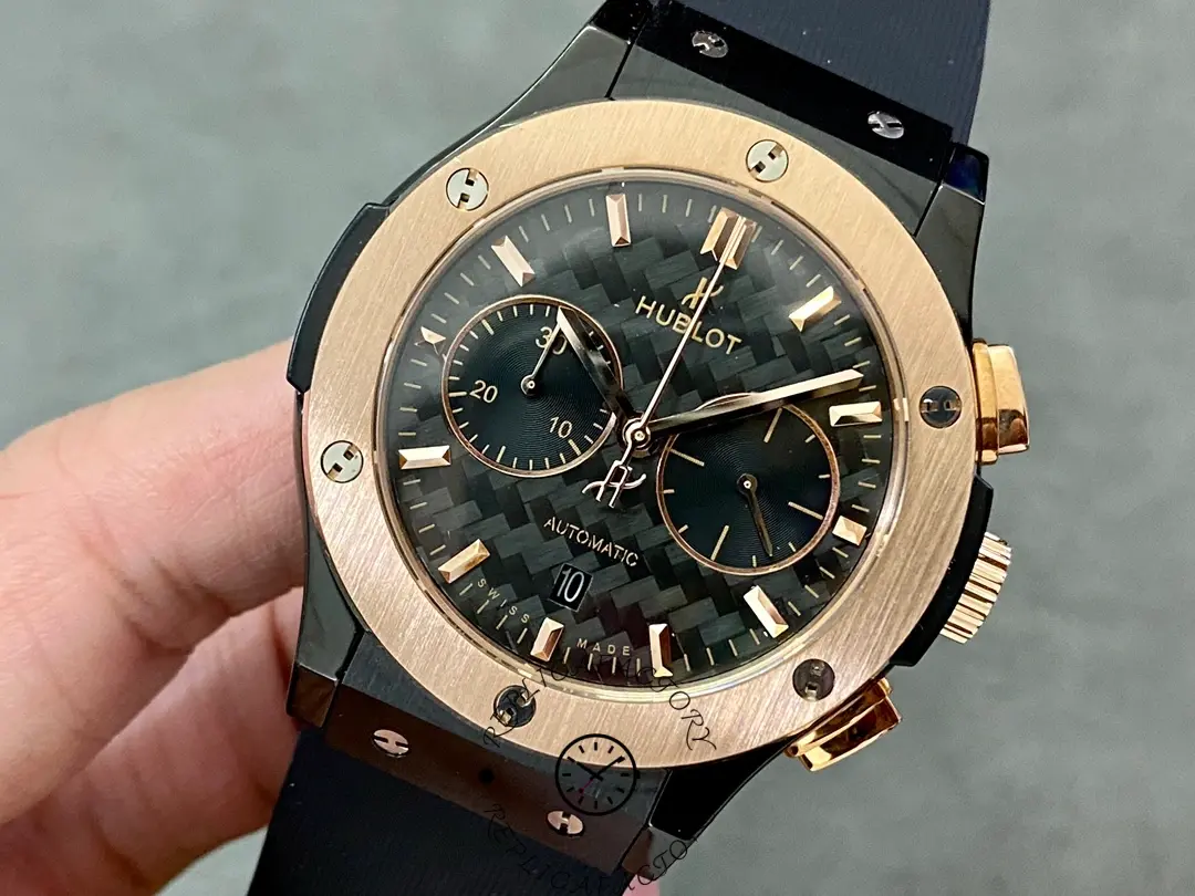 Side view of the Hublot Classic Fusion 521.CO.1781.RX showing crown and chronograph pushers.