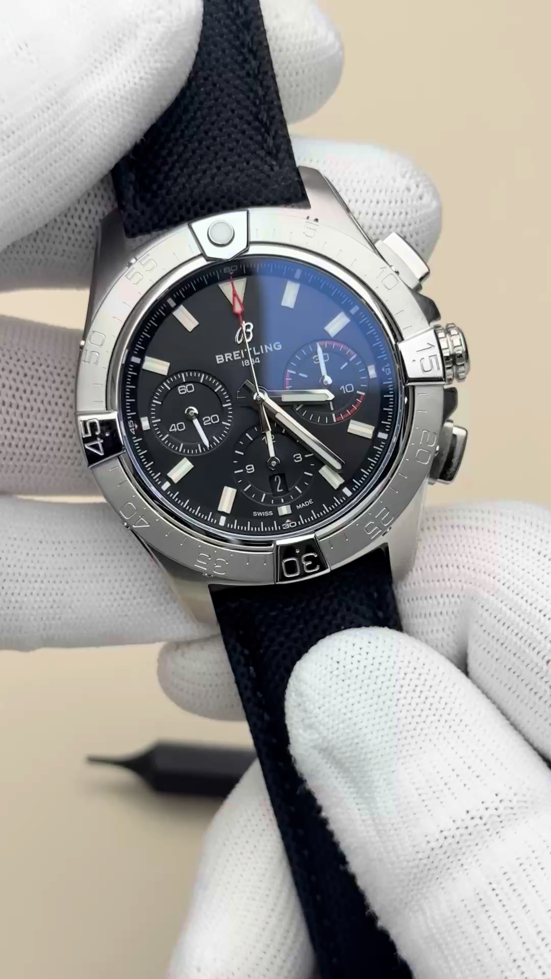 Breitling Avenger B01 Chronograph 42 Steel Men's Watch AB0146101B1X1 Replica - Video