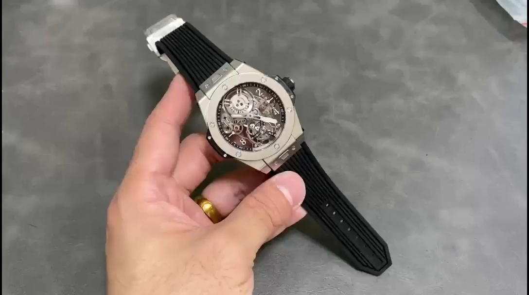 Hublot Big Bang Tourbillon Video