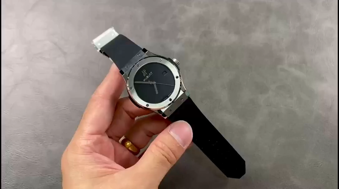 Replica Hublot Classic Fusion 542.NX.1270.RX.MDM Video