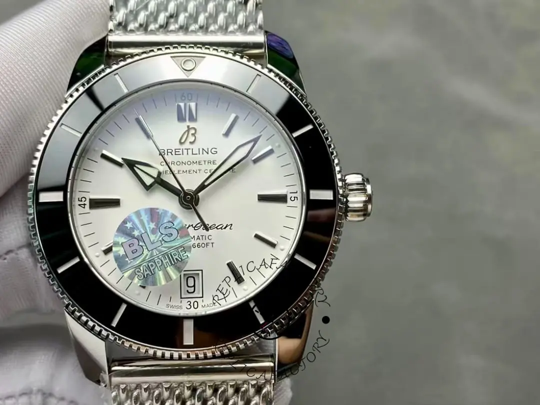 Close-up of the Breitling Superocean Heritage II B20 AB201012G827-154A with white dial and black bezel. - Front view