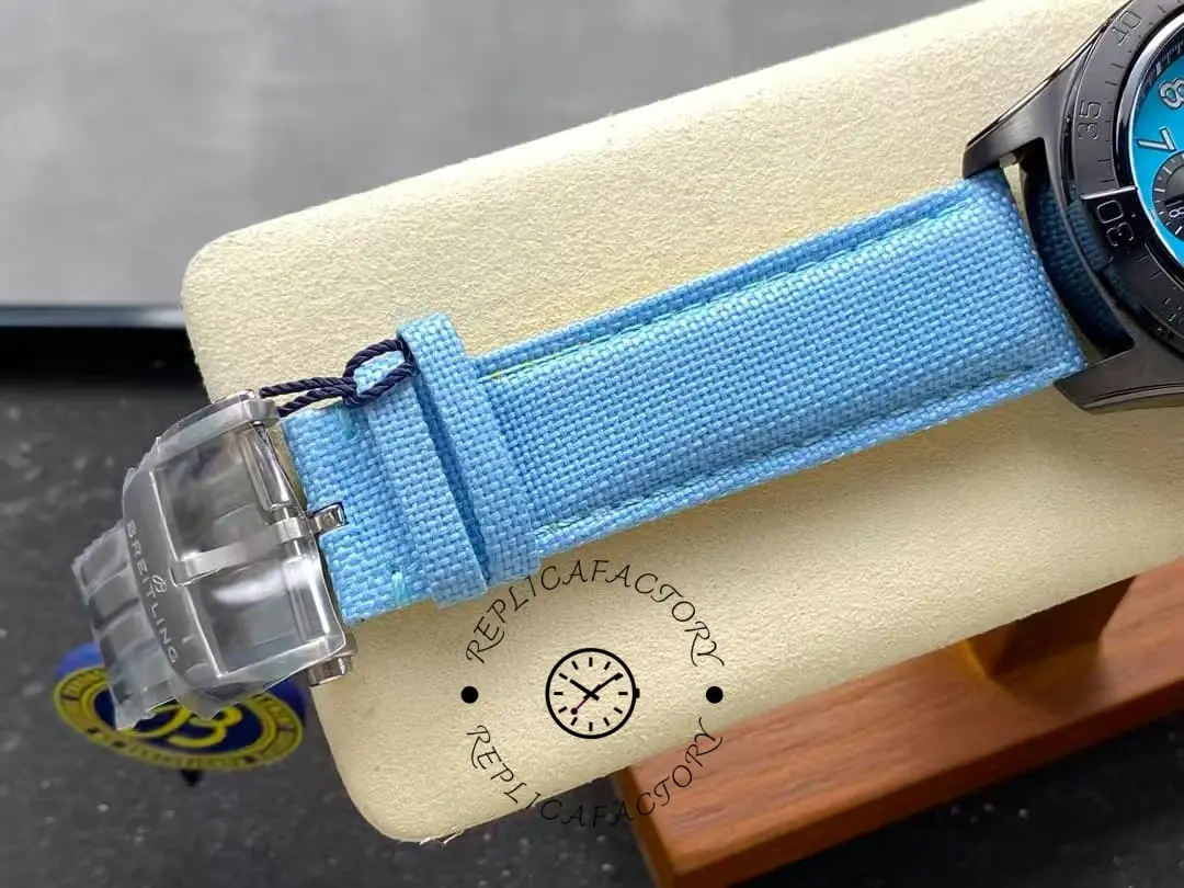 Buckle view of Breitling Avenger B01 42 SB0146101L1X1 showing clasp engraving.