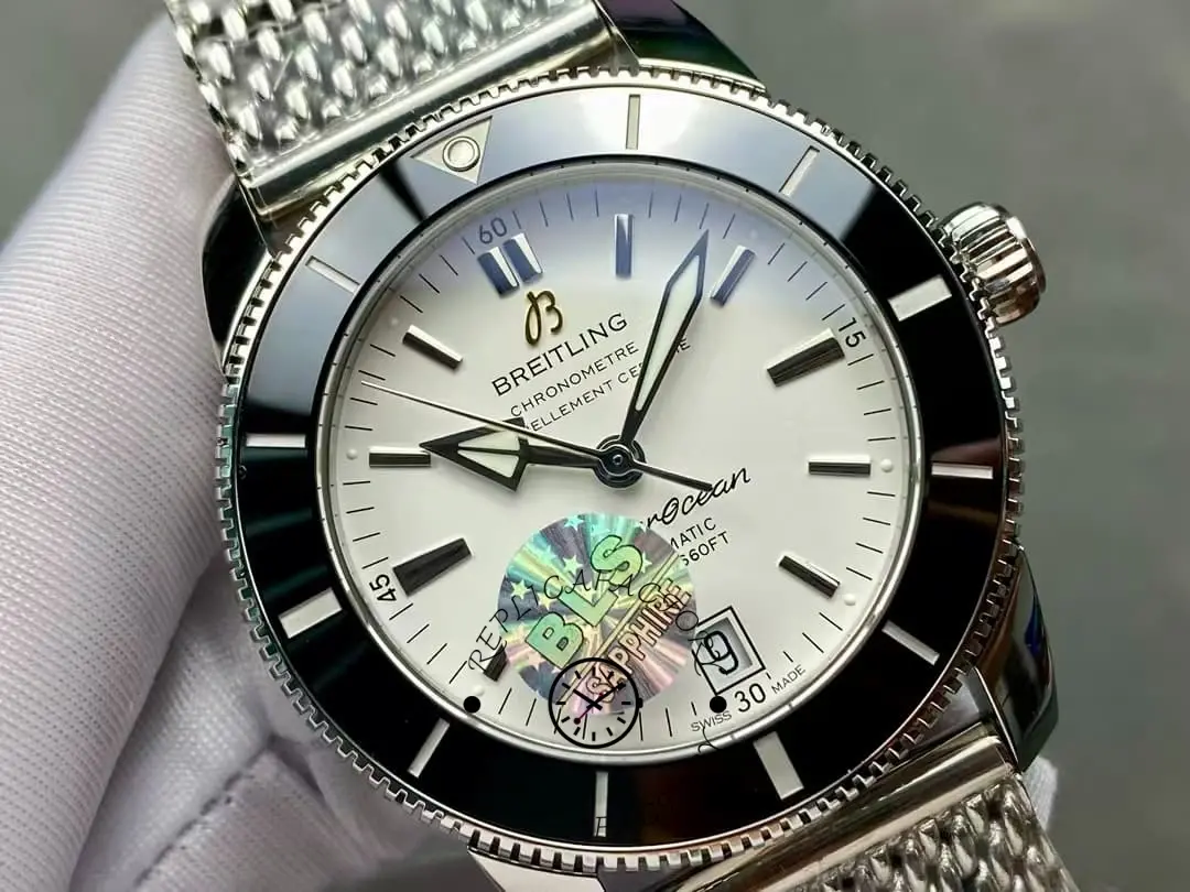 Detailed shot of the Breitling Superocean Heritage II B20 AB201012G827-154A white dial.