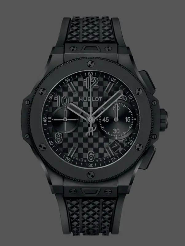 Front view of Hublot Big Bang 431.CI.1340.RX replica showing carbon-pattern dial and chronograph layout.