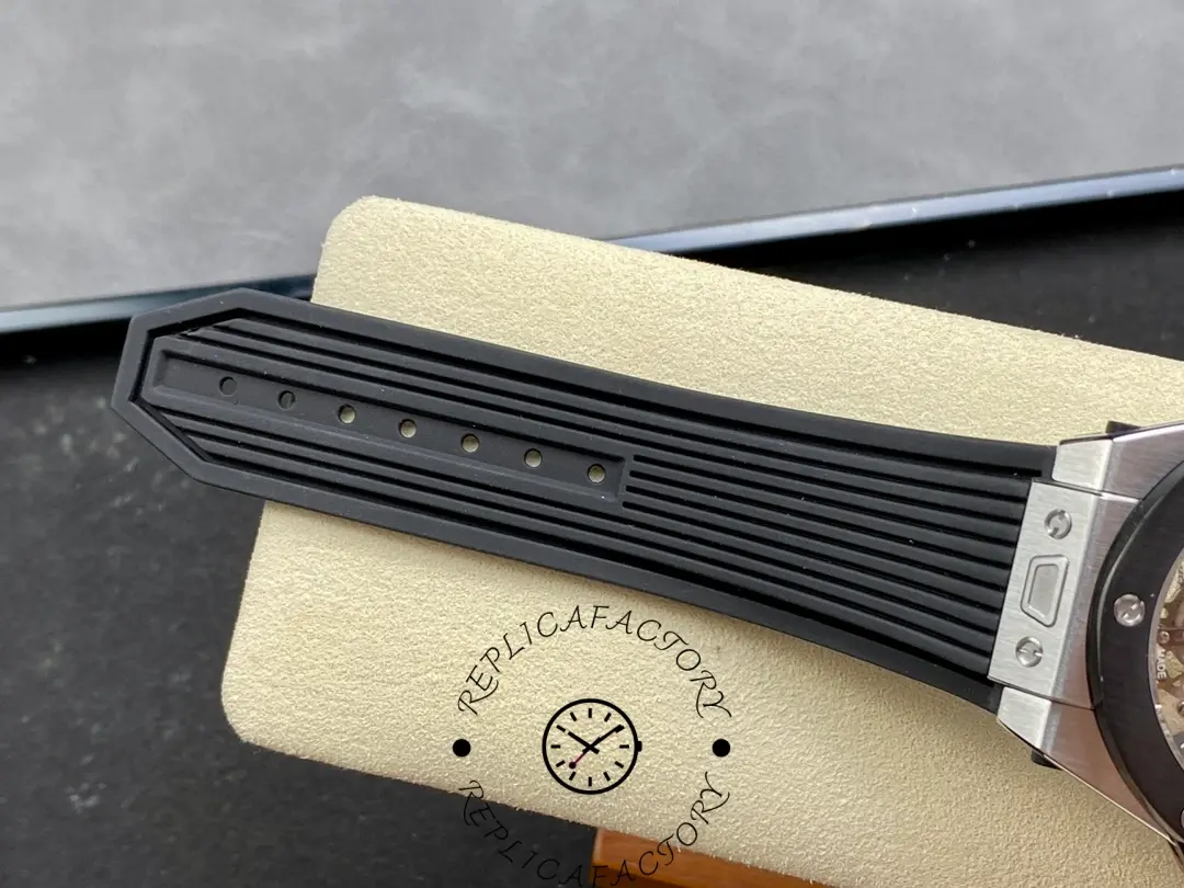 Strap view of Hublot Big Bang Tourbillon 45mm Black Magic replica showing textured rubber band.
