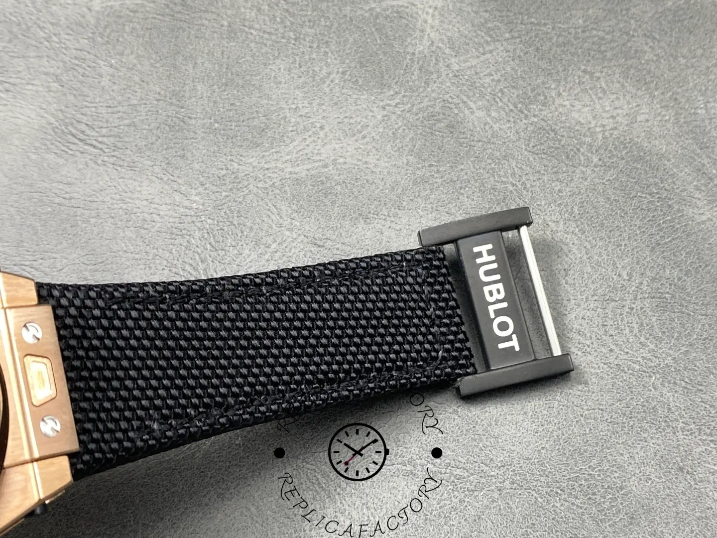 Hublot 414.OI.1123.RX strap end with branded clasp detail.