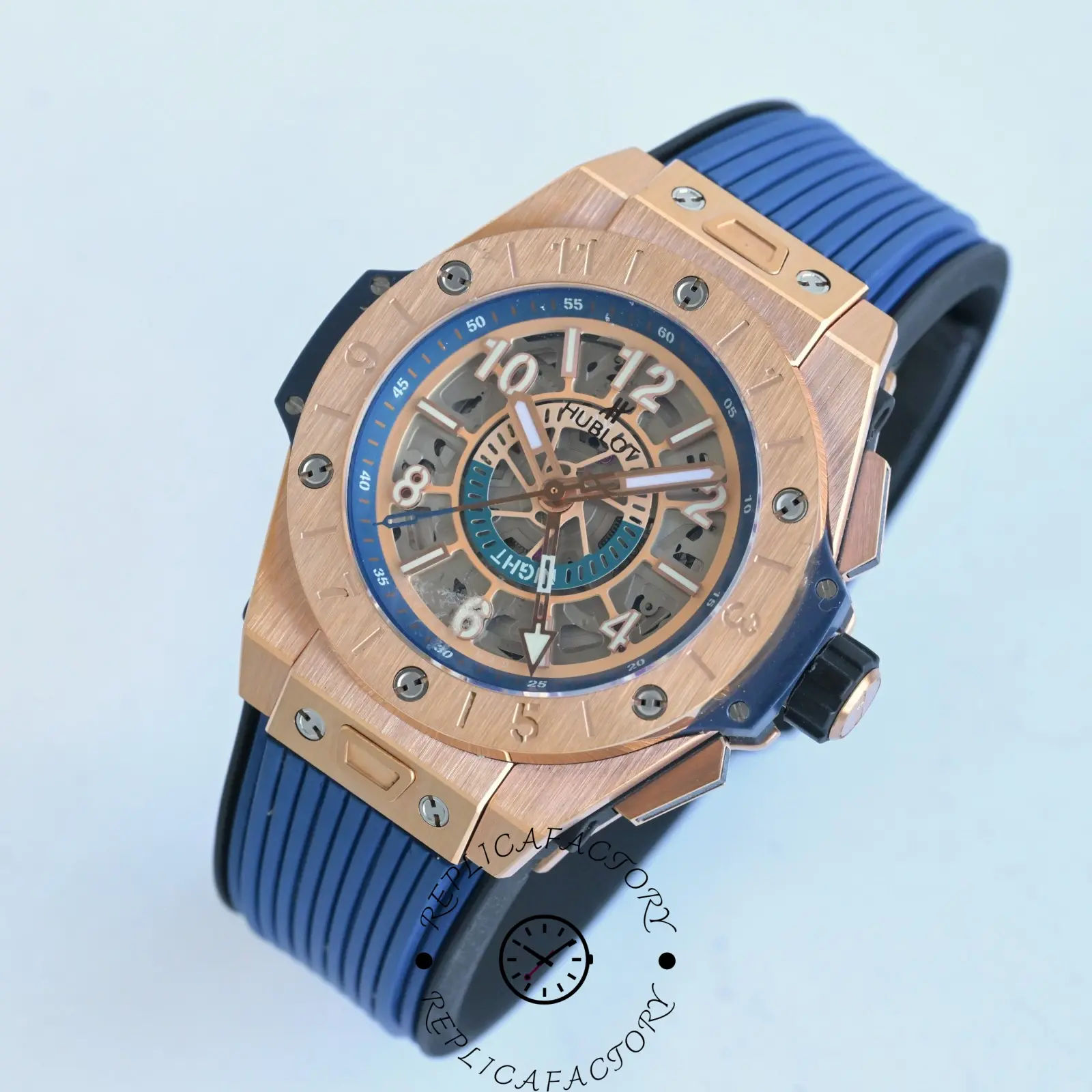 Hublot 471.OX.7128.RX showing case texture and detailed skeleton movement.