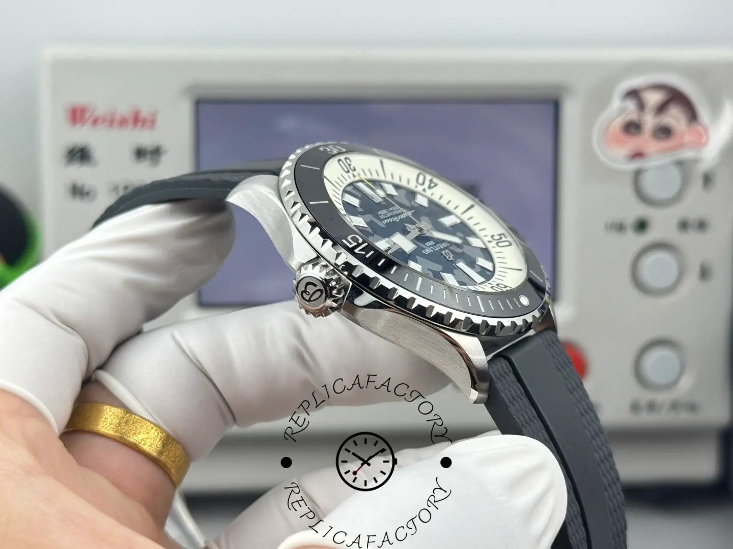 Right-side view of Breitling Superocean E10379351B1S1 replica focusing on screw-down crown.