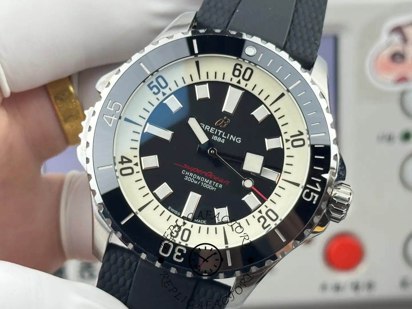 Detailed front view of Breitling Superocean A17378211B1S1 replica dial and markers.