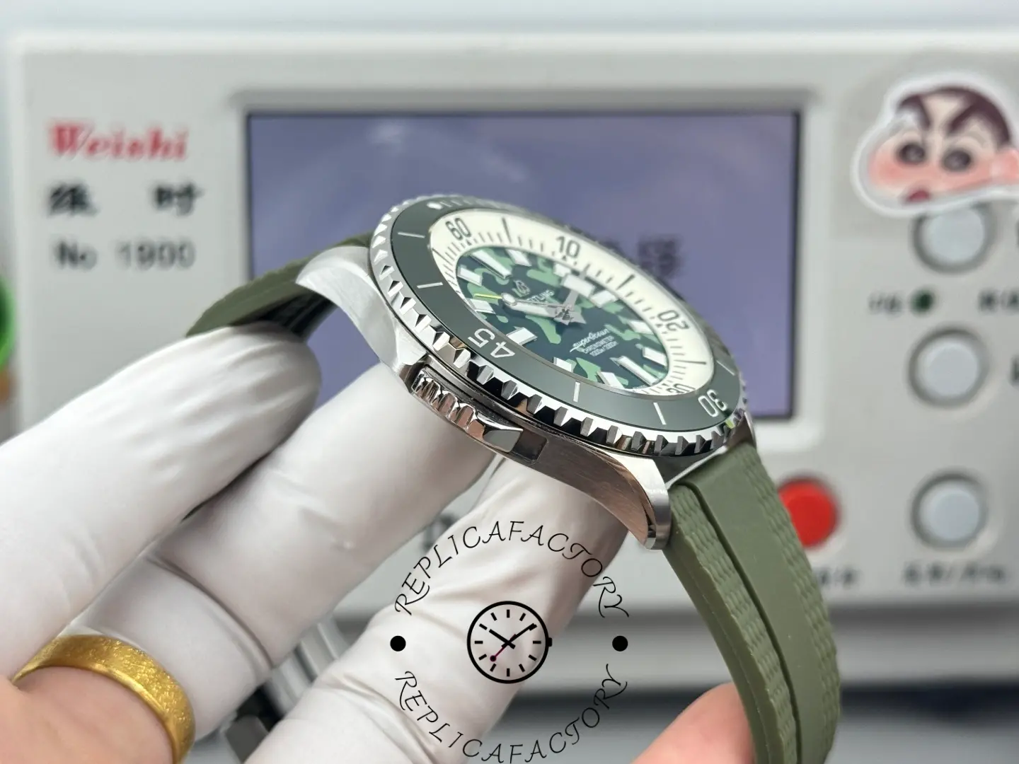 Side profile of Breitling E10379D31L1S1 showing case shape and strap connection.