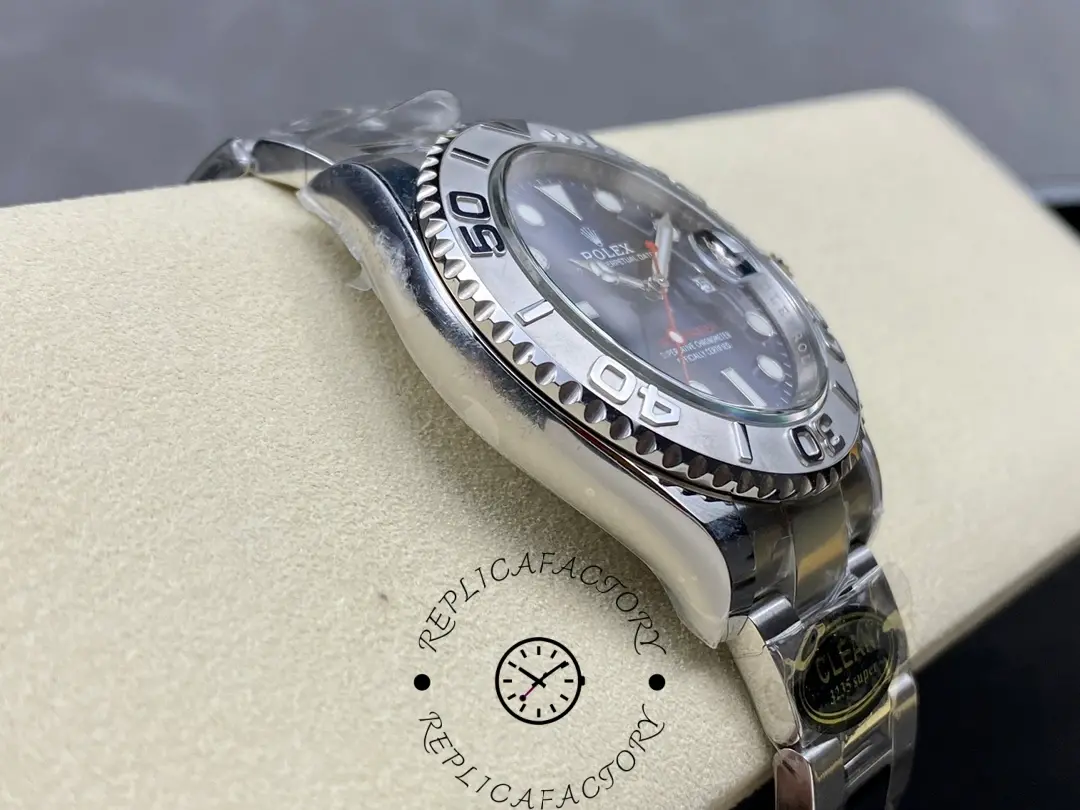 Side profile of Rolex Yacht-Master 126622 emphasizing polished case and raised bezel markings.