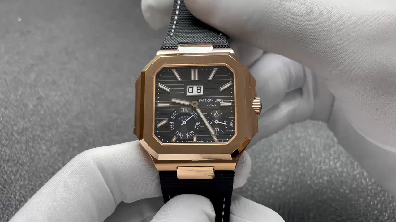 Patek Philippe 5822R replica showing black dial video