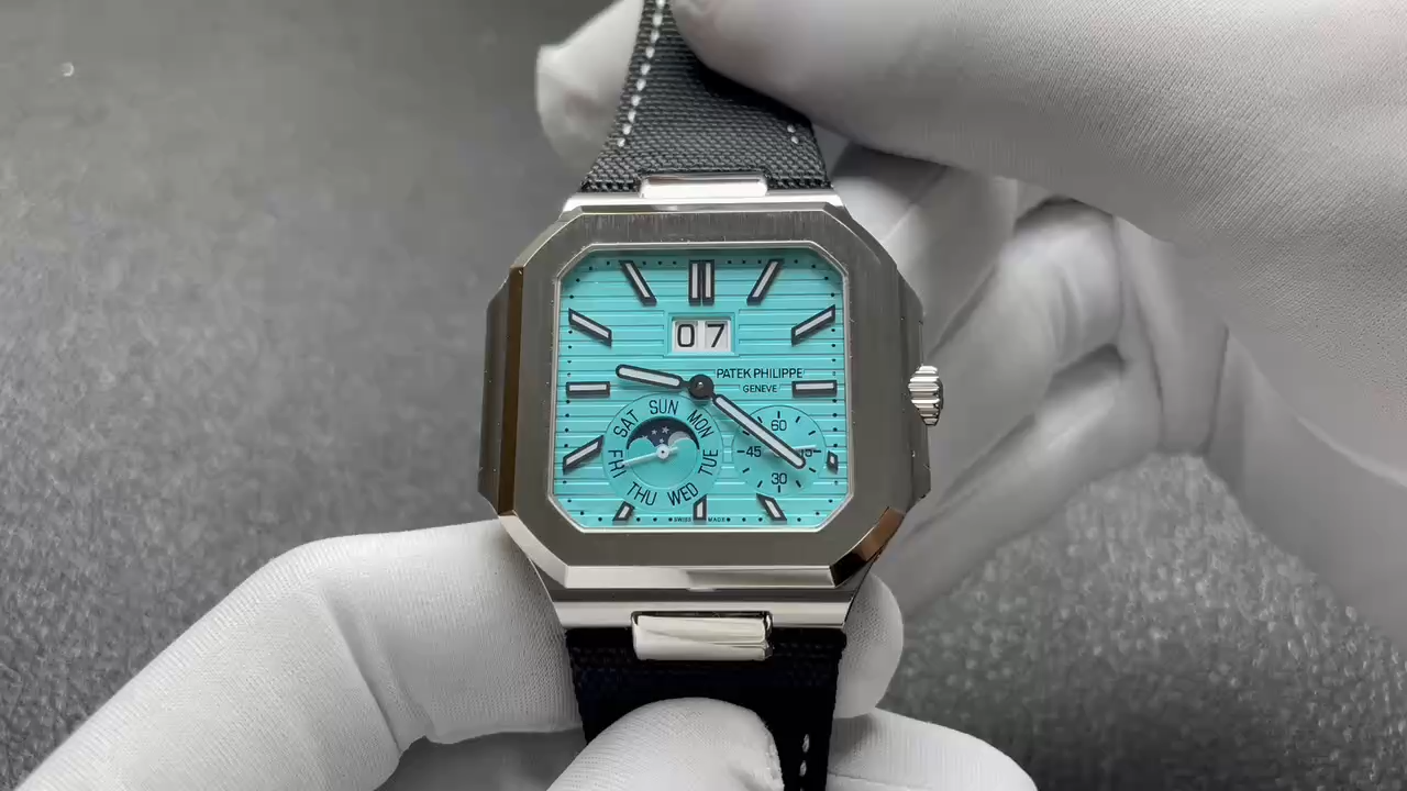 Patek Philippe 5822P Tiffany blue dial video
