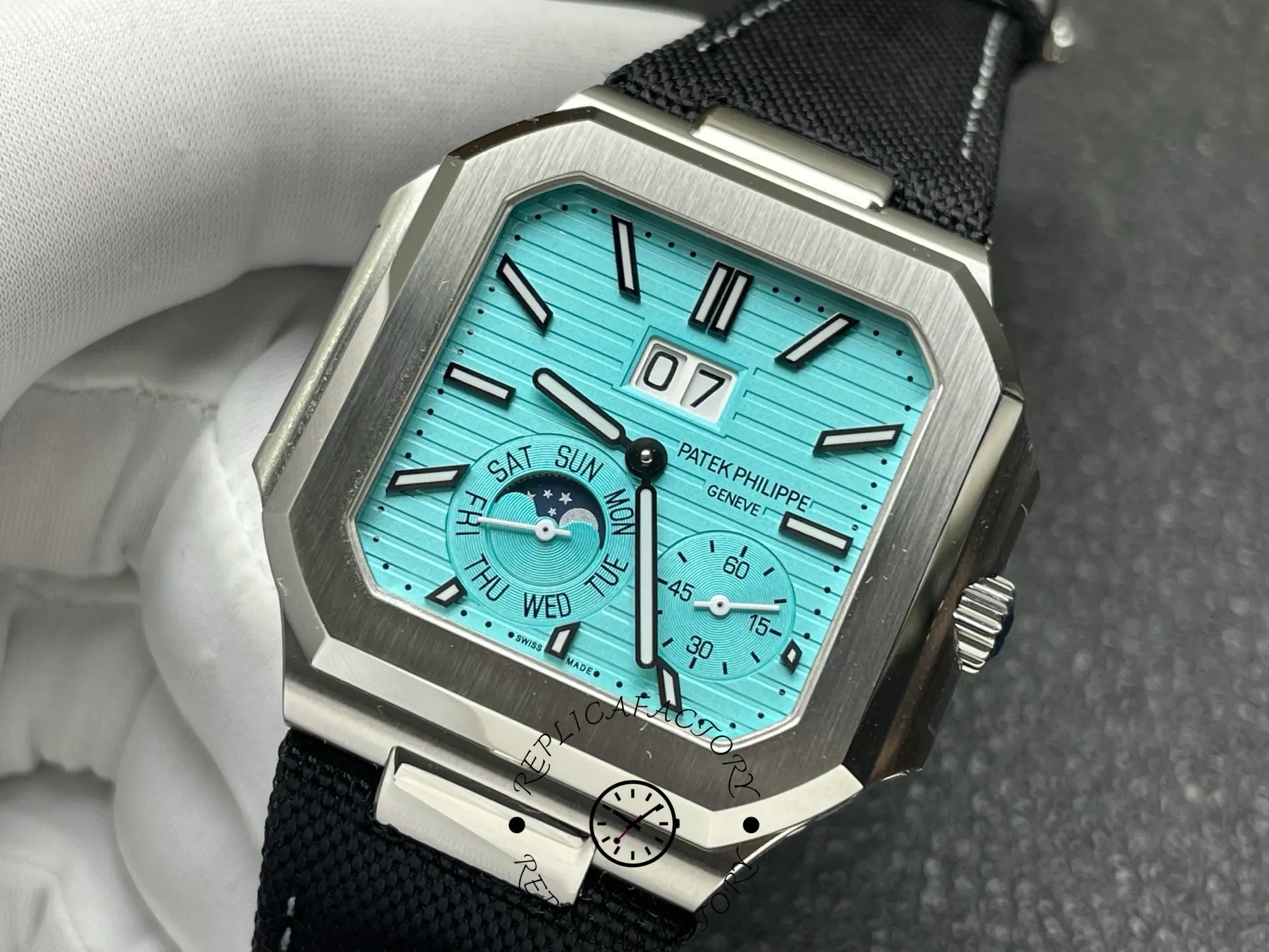 Detailed angle of the Patek Philippe 5822P replica showing polished case edges.