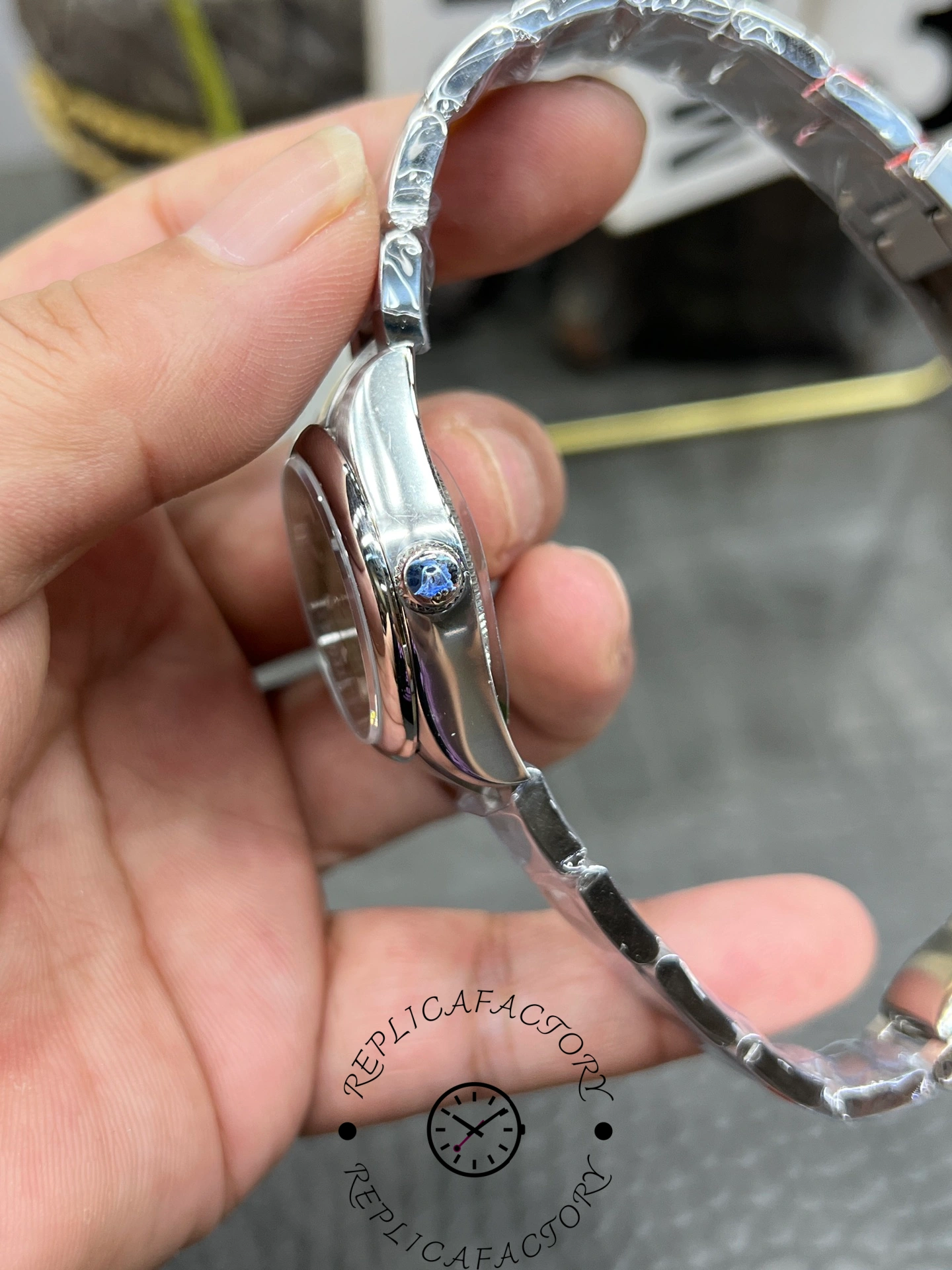 Rolex Oyster Perpetual 31mm 277200 Replica Yellow Dial Watch