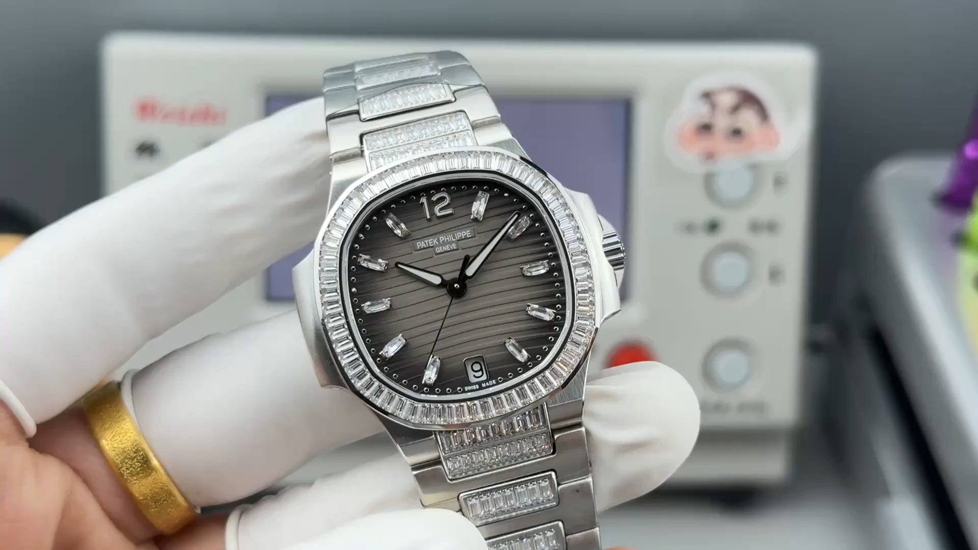 Clone Patek Philippe Nautilus 7014-1G-001 Video