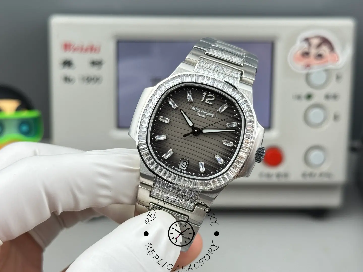 Close-up of Nautilus 7014-1G-001 replica dial focusing on applied indexes, luminous hands, and date display.