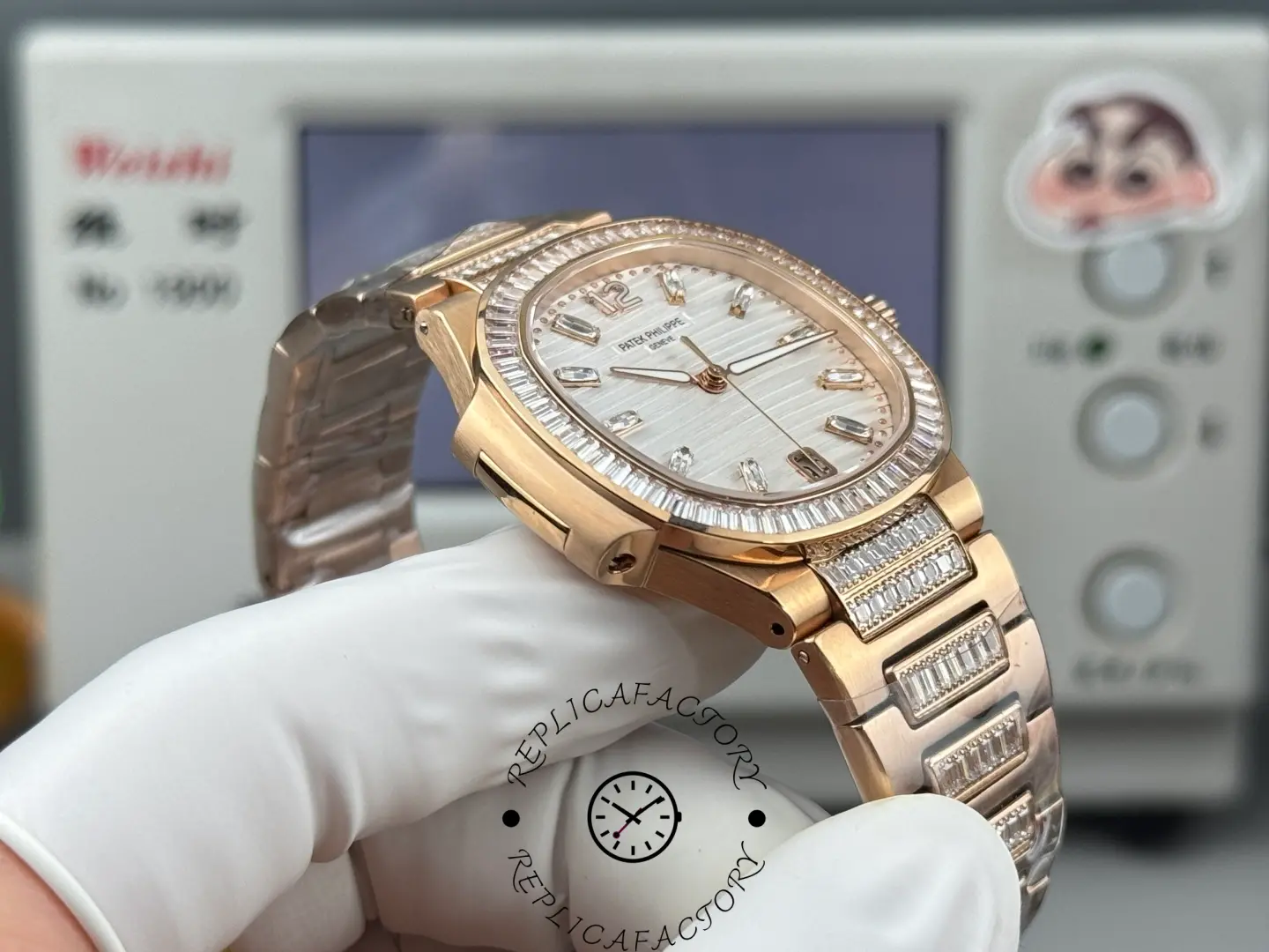 Side profile of Patek Philippe Nautilus 7014/1R-001 replica displaying case shape and crystal-set bracelet links.