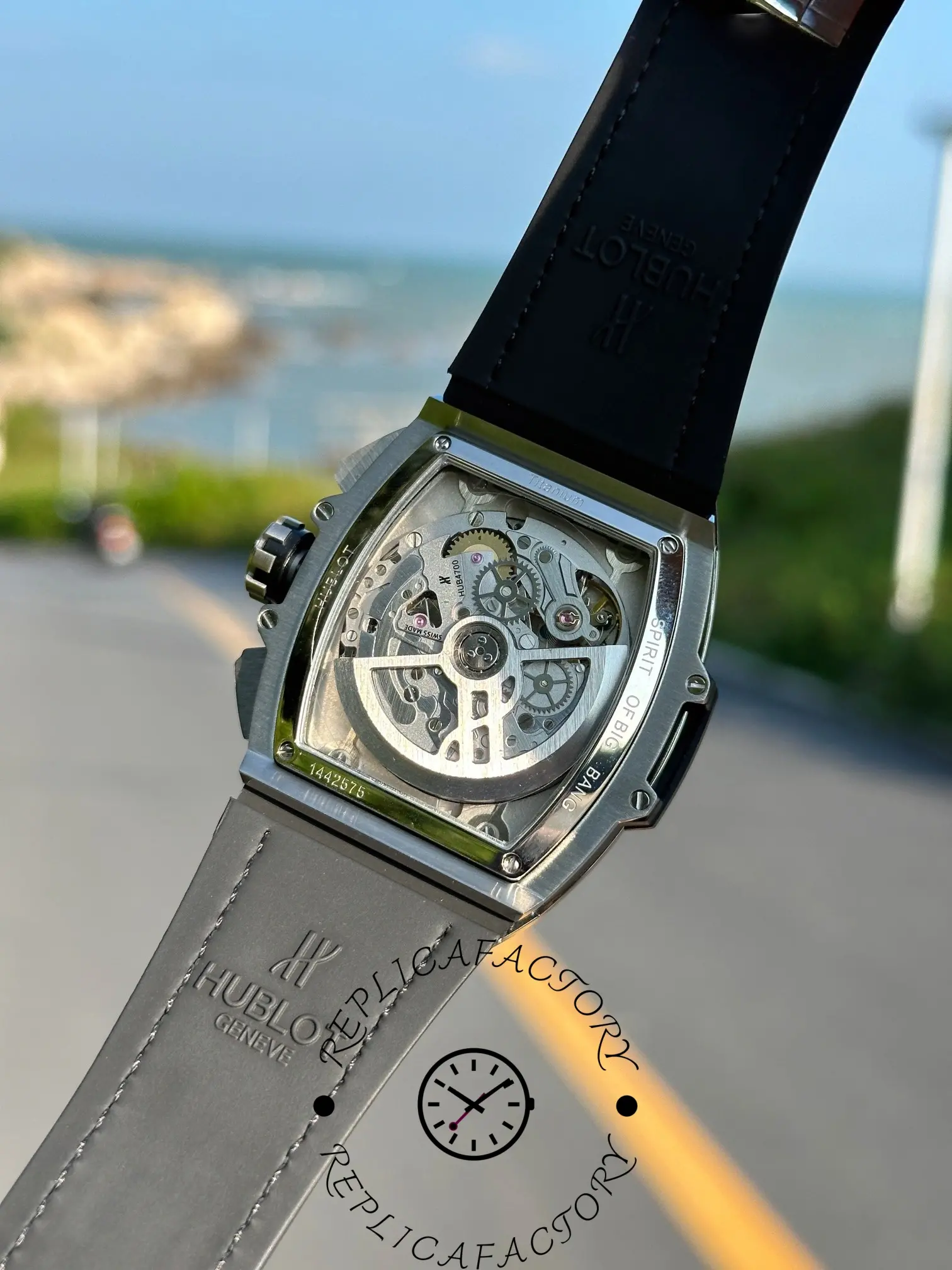 Case back view of Hublot Spirit of Big Bang 601.NX.0173.LR.1704 with transparent sapphire back.