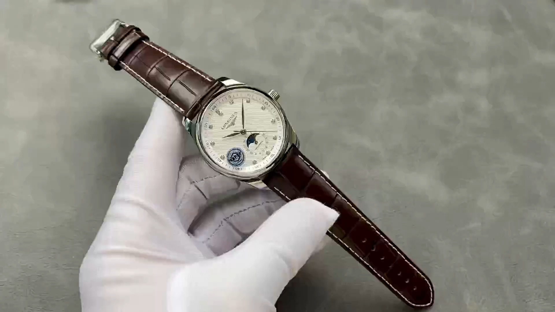 Longines Master Collection L2.909.4.77.3 Alligator 40 Replica Moonphase Watch - Video