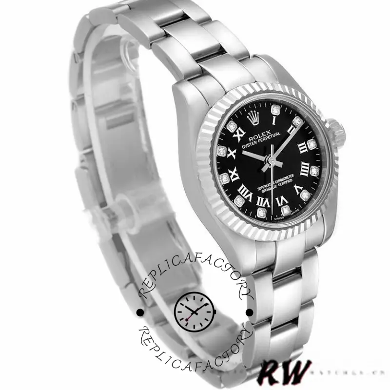 Angled view of the Rolex Oyster Perpetual 176234 showing case profile and Oyster bracelet, 26mm.