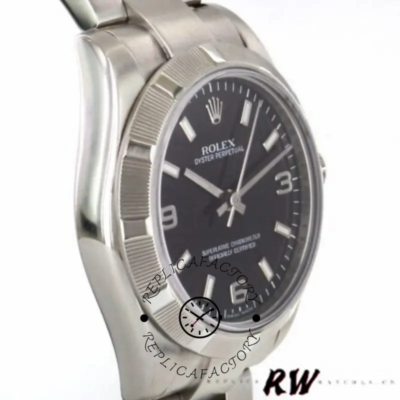 Rolex Oyster Perpetual 177210 side angle, black dial and smooth bezel, case profile view.