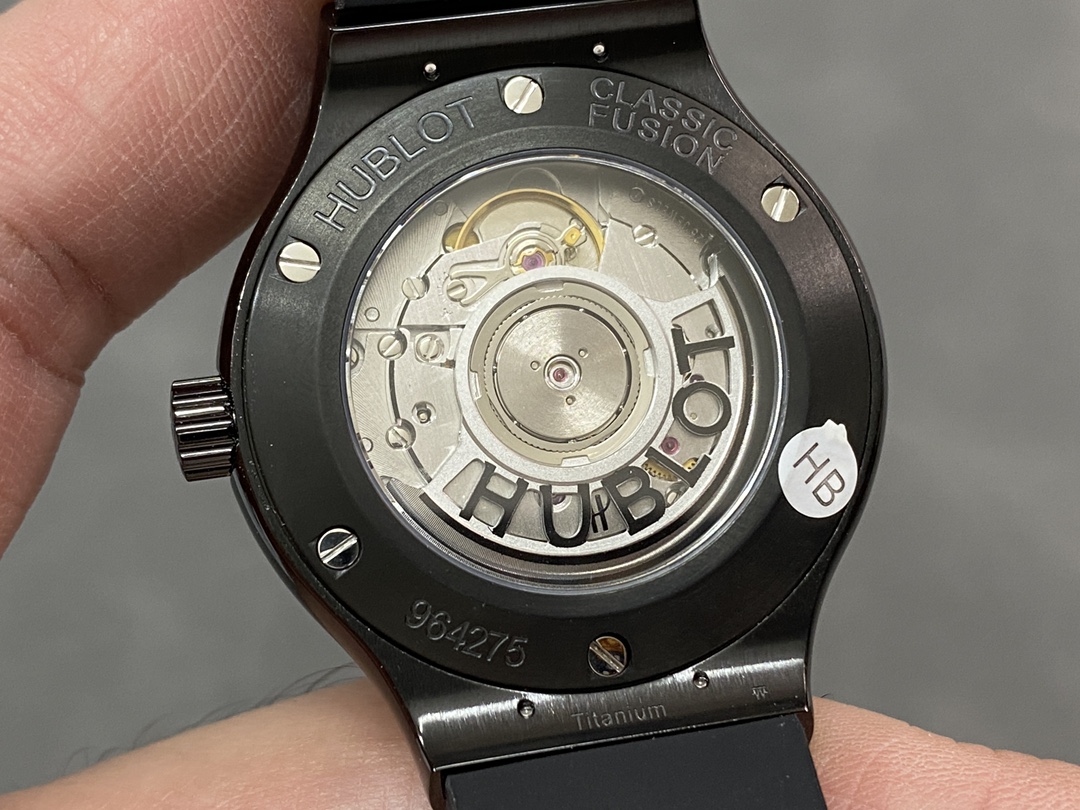 Hublot Classic Fusion 565.CM.1470.RX Lady 38 MM - Image 7