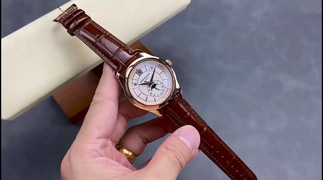 Replica Patek Philippe Complications Rose Gold 5205R 013 40mm Mens Watch
