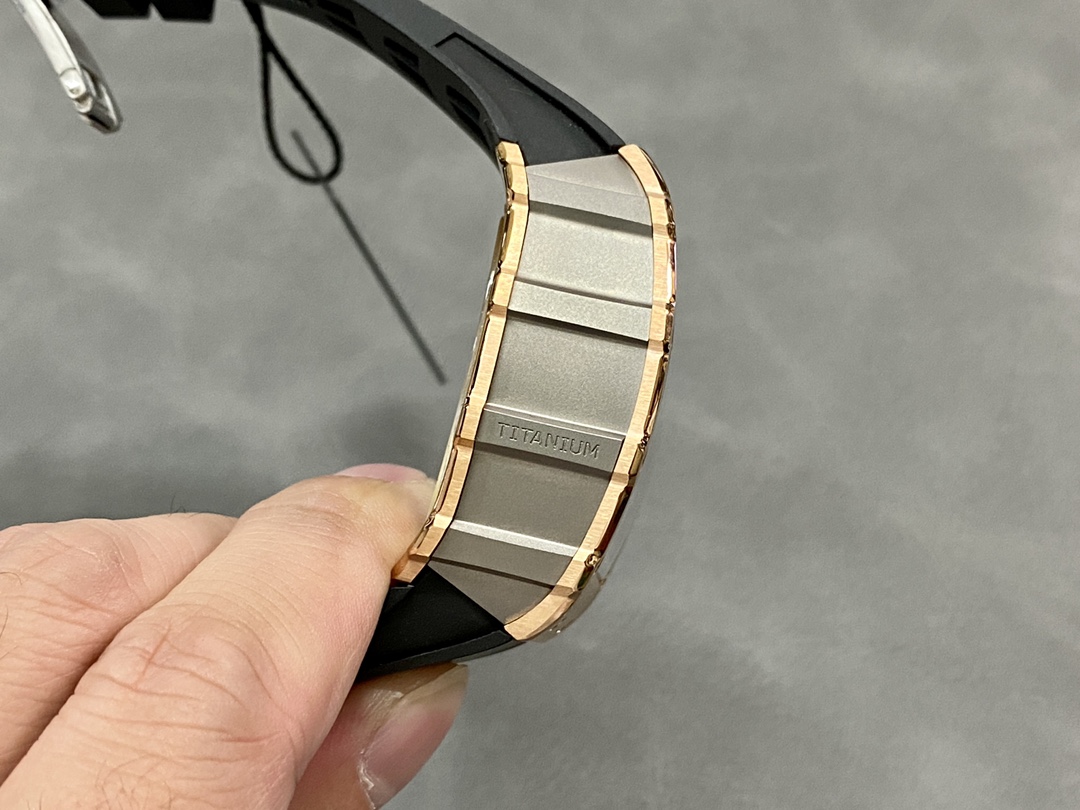 Richard Mille RM11-03 Carbon Automatic Flyback Chronograph Rose Gold - Image 7