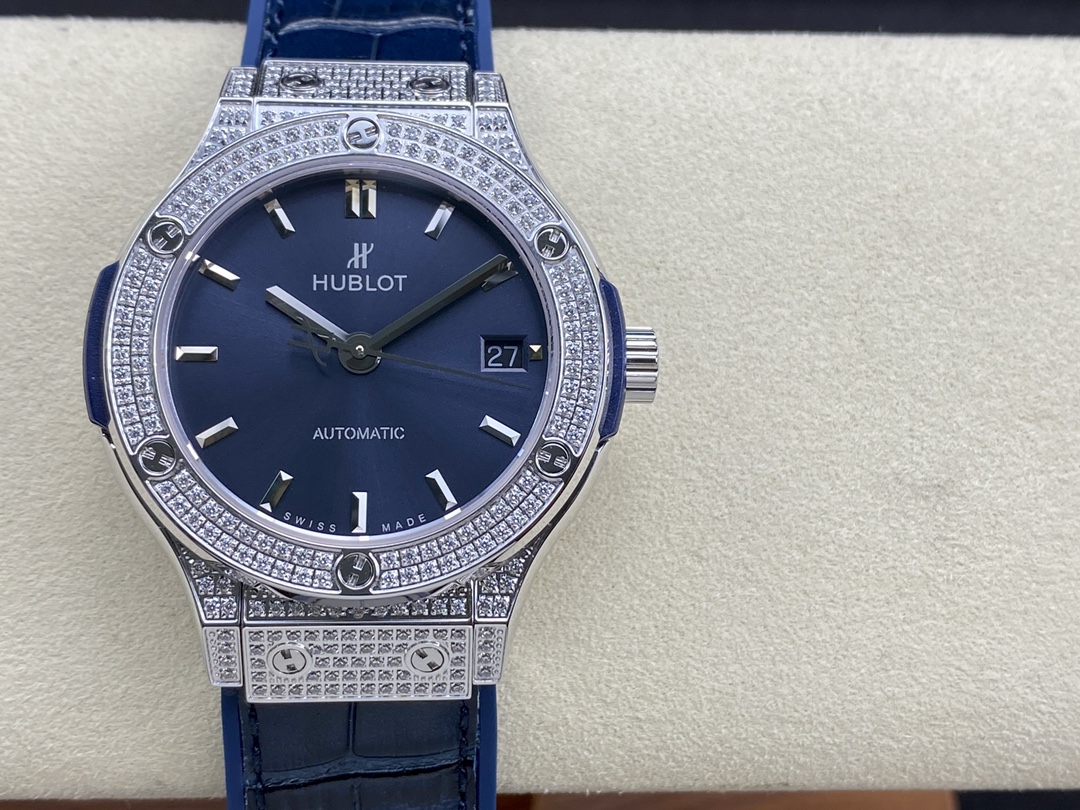 511.NX.7170.LR Hublot Classic Fusion Diamond Automatic