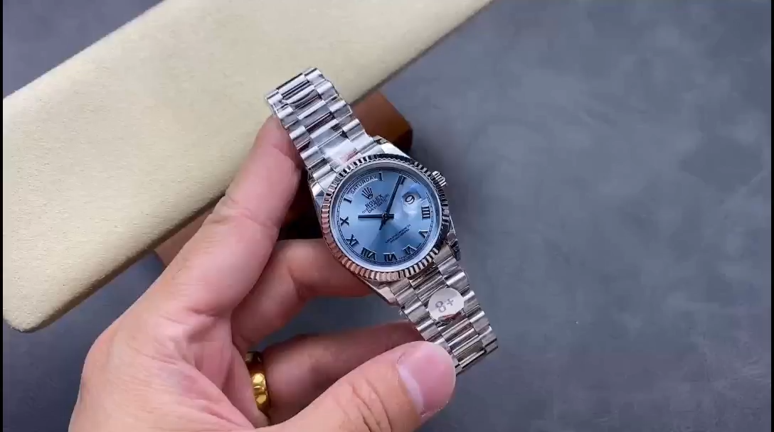 Rolex Day-Date 228236 0012 Fluted Bezel Ice Blue Dial 40MM Mens Replica Watch