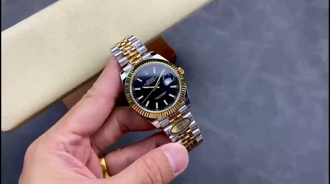 Replica Rolex Datejust 41 Black Dial Gold & Steel 126333 0014 Men's Watch