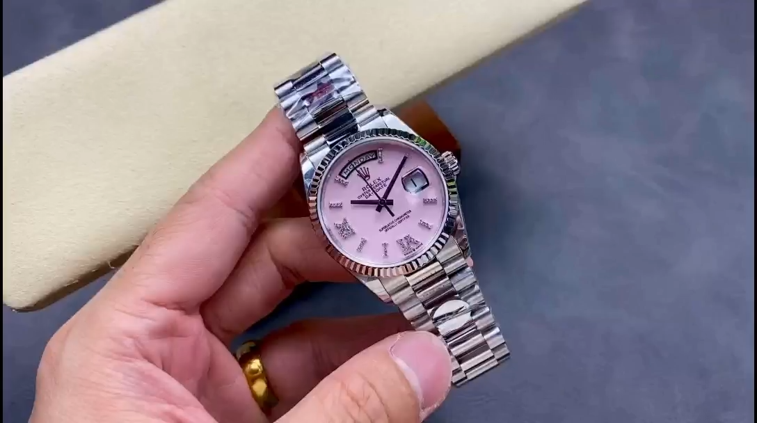 Rolex Day-Date 128239 0021 White Gold Pink Opal Dial 36MM Unisex Replica Watch